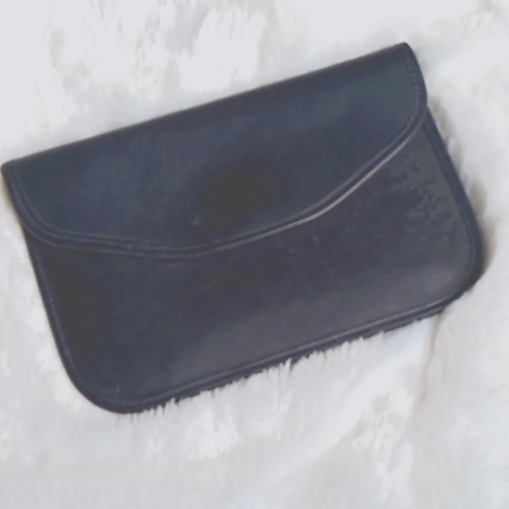 Michael Green leather clutch pocketbook